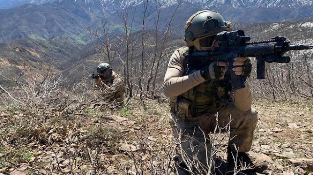 الدفاع التركية: ضبط إرهابيين على الحدود مع سوريا واليونان