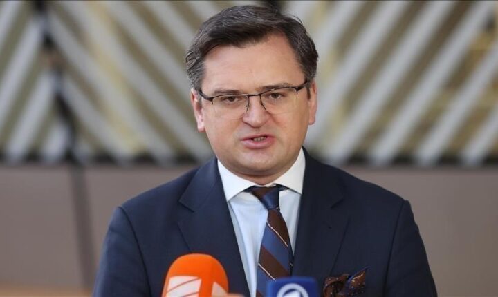 كوليبا يشكر تركيا على استضافة المفاوضات بين أوكرانيا وروسيا
