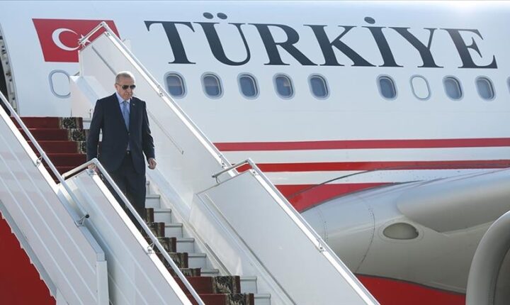 أردوغان يزور طهران الإثنين تلبية لدعوة رئيسي