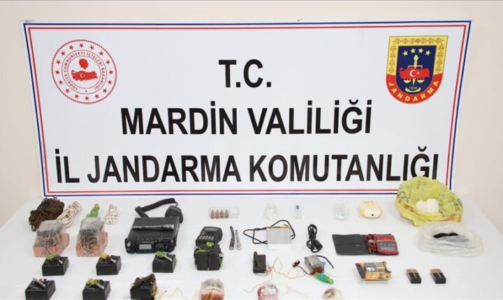 الأمن التركي يضبط متفجرات لـ”بي كي كي” شرقي البلاد في عملية نفذتها قوات الدرك بولاية ماردين