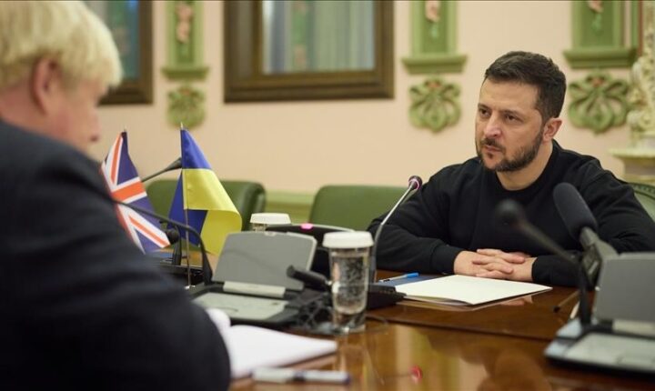 زيلينسكي: أعتقد أن عضوية “ناتو” أفضل ضمان لأوكرانيا