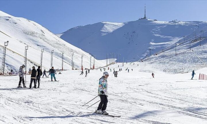 تركيا.. مركز بالان دوكان للتزلج يستقبل 118 ألف سائح في 2023