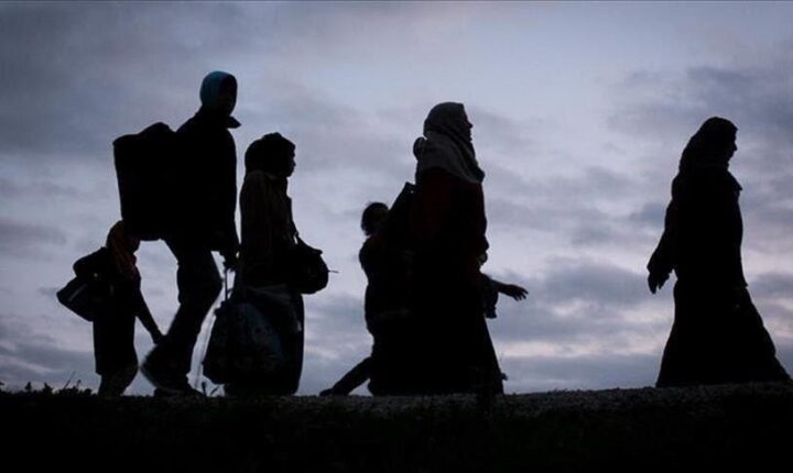 الأمم المتحدة تحذر من تعرض السوريين العائدين إلى بلدهم لانتهاكات في تقرير للمفوضية السامية لحقوق الإنسان
