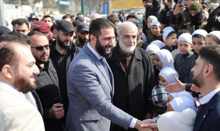 بعد إدلب وحلب.. الرئيس أحمد الشرع يزور محافظة اللاذقية