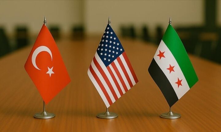 أنقرة وواشنطن تؤكدان أهمية الحفاظ على وحدة الأراضي السورية في بيان لمجموعة العمل التركية – الأمريكية المشتركة بشأن سوريا