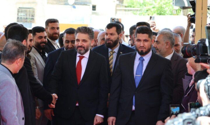 وزير الثقافة ومحافظ إدلب يفتتحان مديرية الثقافة والآثار والمتاحف في إدلب