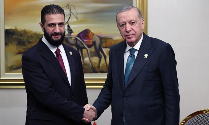 الرئيس أردوغان يلتقي نظيره السوري على هامش قمة الدوحة