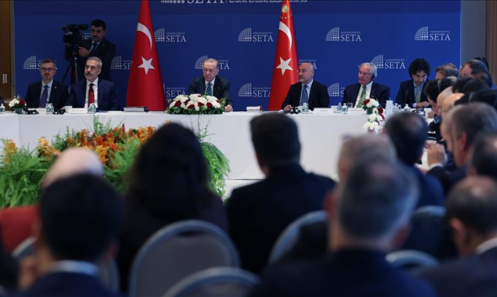 أردوغان يلتقي ممثلي مؤسسات فكرية أمريكية