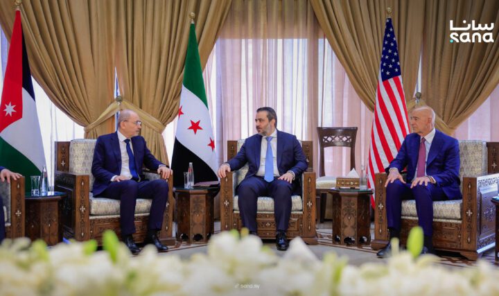 وزير الخارجية يستقبل نظيره الأردني والمبعوث الأميركي لاستكمال مباحثات السويداء