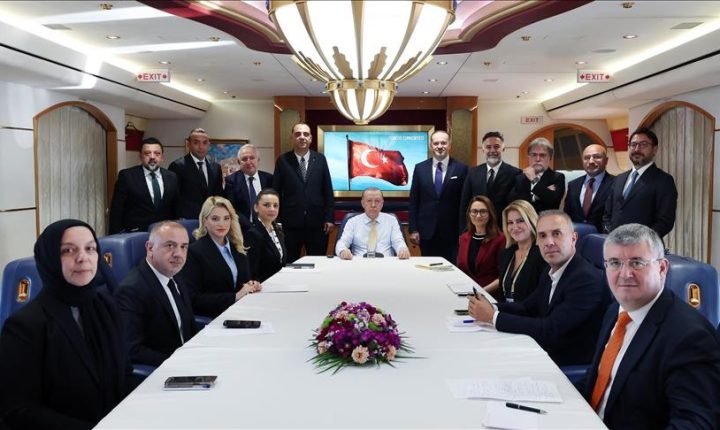 أردوغان: غزة امتحان للعالم الإسلامي وسنقف بقوة إلى جانب أشقائنا