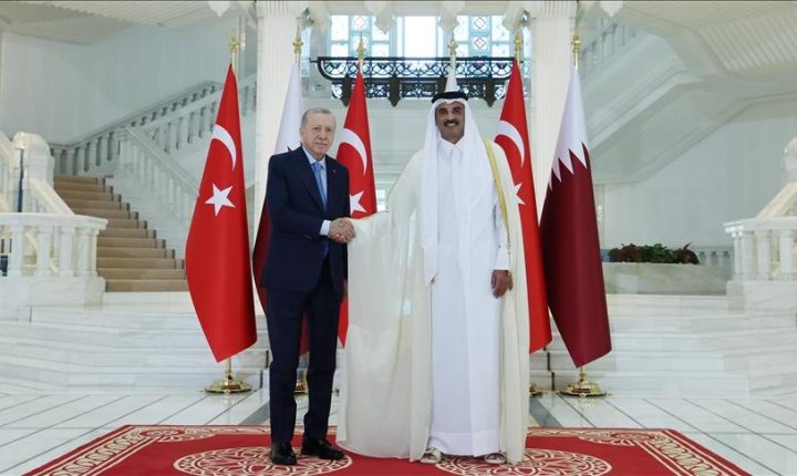 الرئيس أردوغان يلتقي أمير قطر
