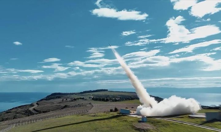 تركيا تنجح في اختبار جديد ضمن برنامج تطوير الصواريخ الباليستية