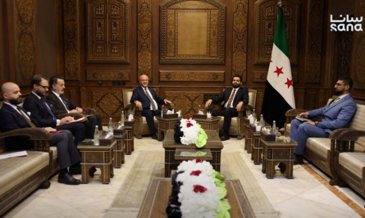وزير الداخلية السوري يبحث مع وفد من سفارة تركيا بدمشق آفاق التعاون في المجالات الأمنية