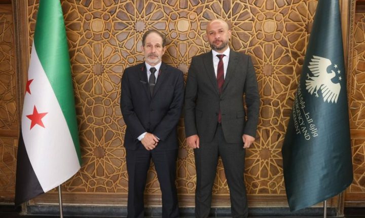 وزير الطوارئ يبحث مع رئيس الآلية الدولية التعاون في ملف الأسلحة الكيميائية