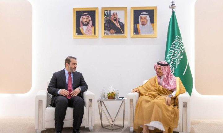 الشيباني يلتقي وزير الخارجية السعودي و يجري عدة لقاءات على هامش مؤتمر ميونخ