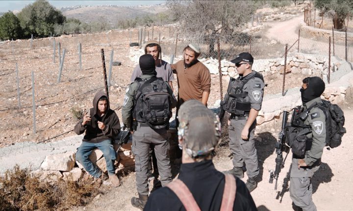 الضفةالمحتلة .. الاحتلال يقتل طفلا فلسطينيا و مستوطنون يهاجمون بلدتين فلسطينيتين شرقي رام الله