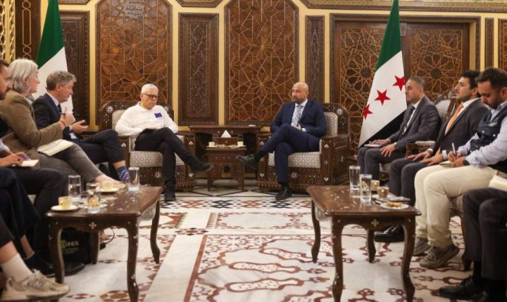 وزير الطوارئ السوري يبحث مع وفد أوروبي دعم نزع الألغام وعودة اللاجئين