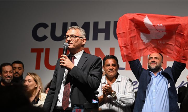 الفائز بانتخابات قبرص التركية: سننتهج سياسة خارجية بالتشاور مع أنقرة