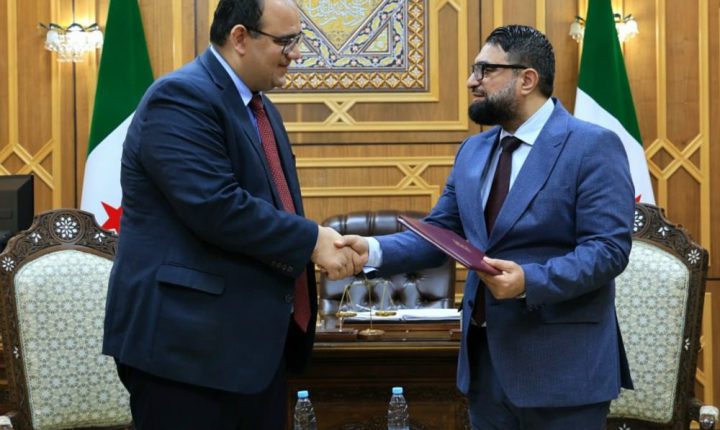 وزير العدل السوري يستقبل وفداً من أذربيجان ويبحثان تعزيز التعاون القضائي