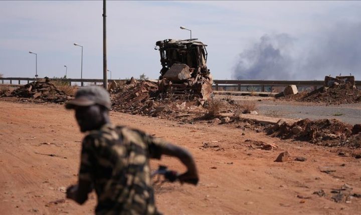 السودان.. الجيش يتصدى لهجمات “الدعم السريع” في الفاشر