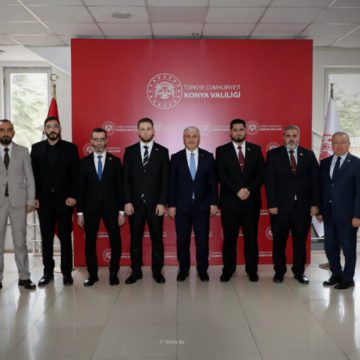 وفد سوري يبحث مع والي قونية ورئيس بلديتها التعاون بين الإدارات المحلية السورية والتركية