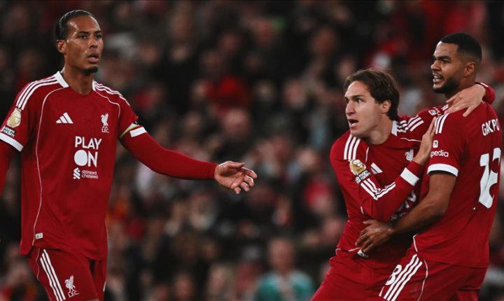 ليفربول يواصل سلسلة نتائجه الكارثية بالخسارة أمام اليونايتد