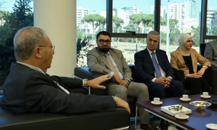 وزير العدل السوري في زيارة رسمية إلى لبنان لمتابعة ملف المعتقلين السوريين