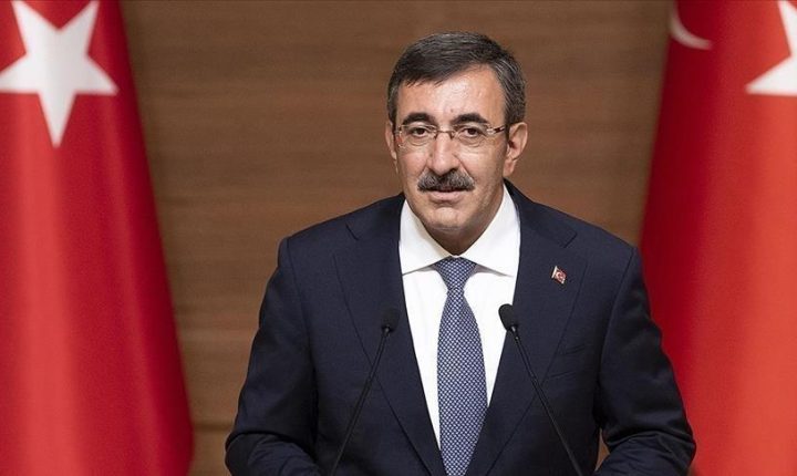 نائب أردوغان: الصمود لم يعد بالبحر فقط بل في كل مكان