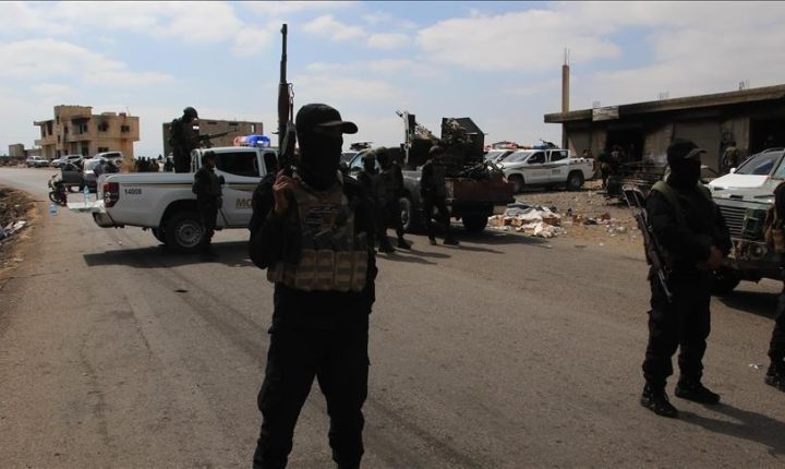 إصابة عنصري أمن بإطلاق نار في احتجاجات باللاذقية