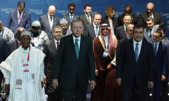 أردوغان يعلن إطلاق برنامج دعم لسوريا تحت مظلة الكومسيك