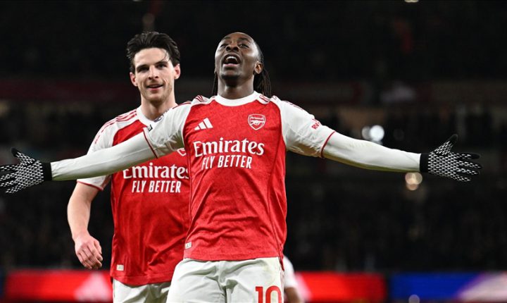 إيزي يقود أرسنال لحسم “ديربي شمال لندن” أمام توتنهام و نيوكاسل يحرم مانشستر سيتي من مطاردة أرسنال وتشيلسي يتخطى بيرنلي