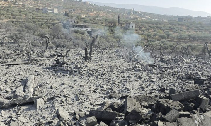 قتلى وجرحى إثر انفجار بمحيط مدينة كفرتخاريم بريف إدلب