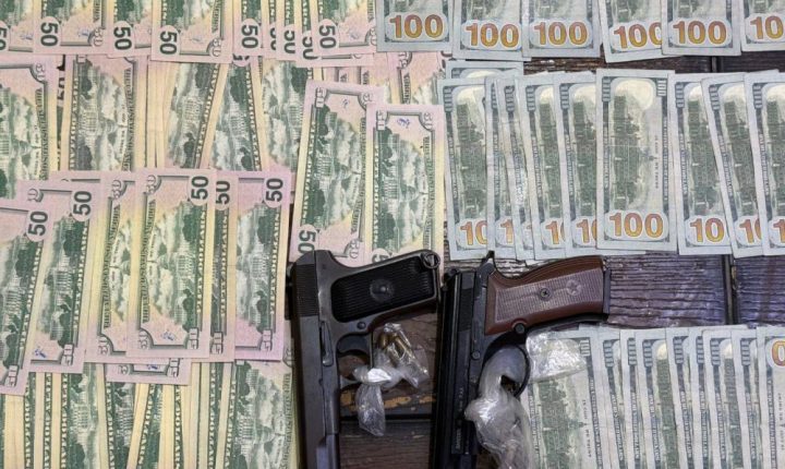 المباحث الجنائية في حلب تلقي القبض على شبكة تمتهن تزوير العملة الأجنبية