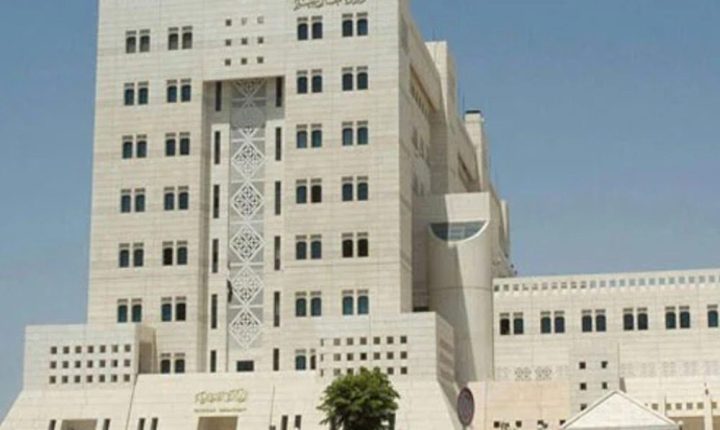 وزارة الخارجية والمغتربين تنفي نية الحكومة السورية تسليم مقاتلين إلى الصين