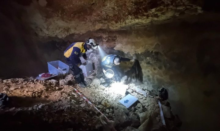 الدفاع المدني يستجيب لبلاغ وجود رفات بشرية في ريف حلب