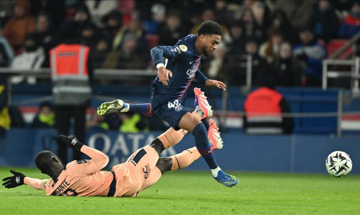 باريس سان جيرمان يستعيد صدارة الدوري الفرنسي وستاد رين يفشل عودة بول بوغبا