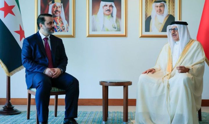 الشيباني يلتقي نظيره البحريني و وزير المالية البحريني والمستشار الدبلوماسي للرئيس الإماراتي في المنامة