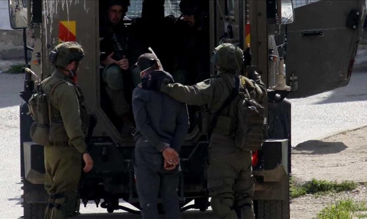 جيش الاحتلال الإسرائيلي يقتل فلسطينيا ويصيب اثنين و يعتقل أربعة عشر آخرين بالضفة