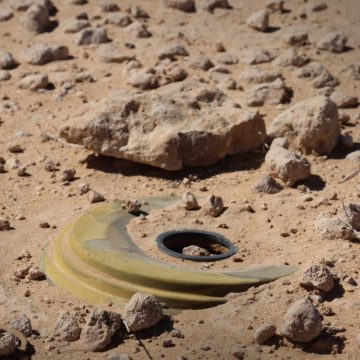 مقتل طفل وإصابة آخر بانفجار لغم من مخلّفات النظام البائد في حماة