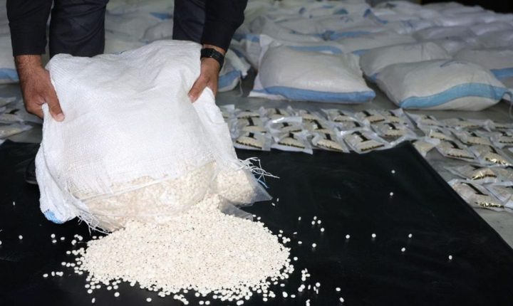 مدير مكافحة المخدرات: النظام البائد أغرق سوريا والدول المجاورة بالمخدرات