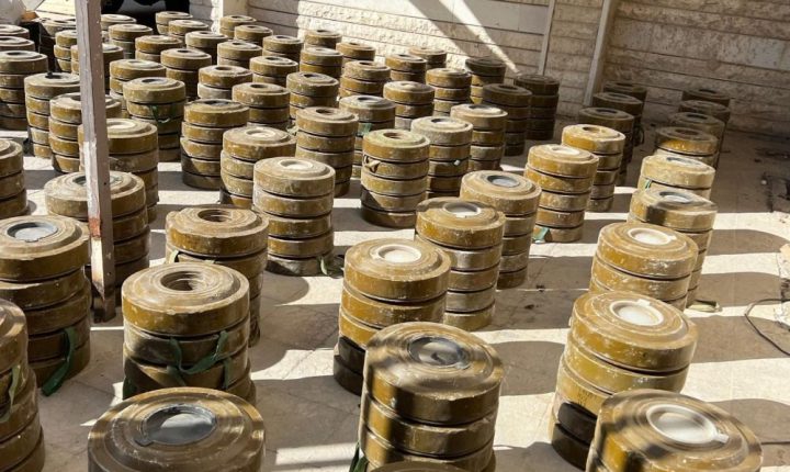 الأمن الداخلي يحبط محاولة تهريب ألفٍ و مئتين و خمسين لغماً معدة للتهريب إلى حزب الله