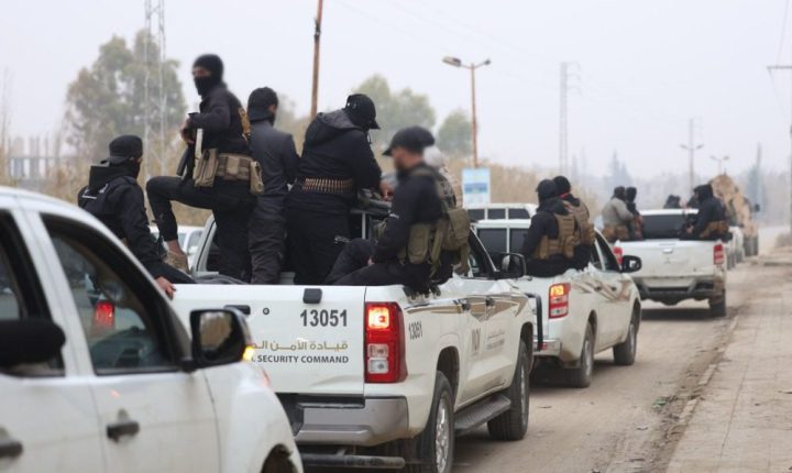 الأمن الداخلي يلقي القبض على متورطين بجرائم حرب وأعمال تحريض في اللاذقية