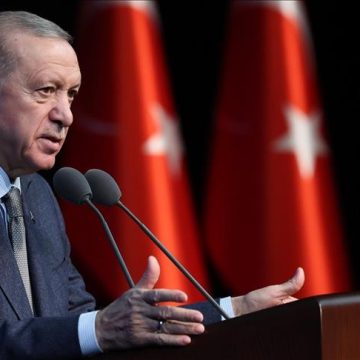 أردوغان: عدوان إسرائيل أكبر عقبة أمام أمن سوريا واستقرارها