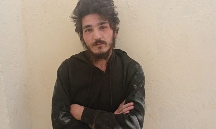 القبض على شخص بحوزته قنابل يدوية ورسائل تحرّض على استهداف عناصر الأمن في بانياس