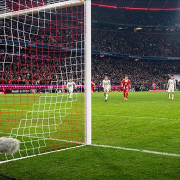 هاري كين ينقذ بايرن ميونخ من الخسارة أمام ماينز باير ليفركوزن يستعيد توازنه على حساب كولن بالبوندسليغا