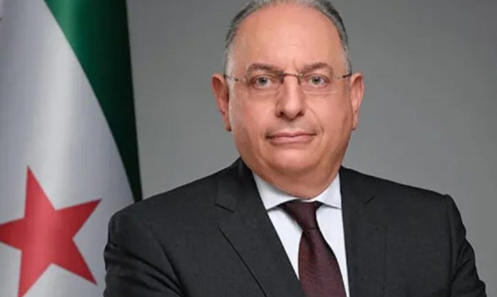 وزير المالية يعلن حزمة إعفاءات وتسهيلات للنهوض بالصناعة الوطنية