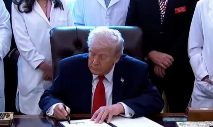 ترامب يوقّع على إلغاء قانون قيصر رسمياً ضمن موازنة وزارة الدفاع
