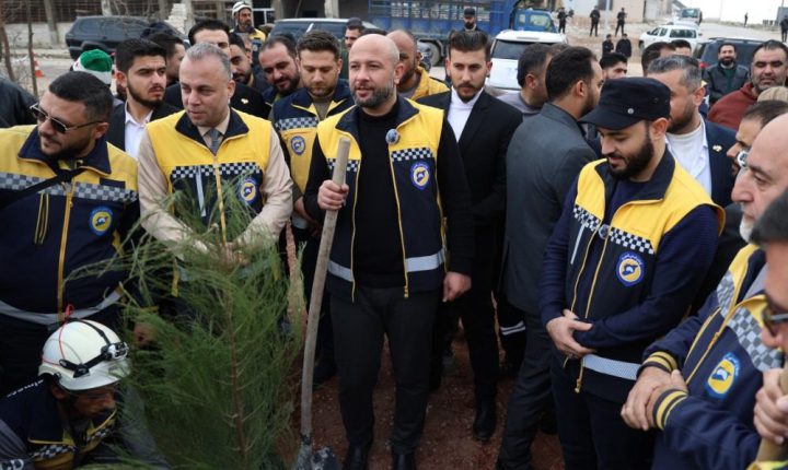 وزارة الطوارئ تطلق حملة تشجير واسعة لغرس 11 ألف شجرة في حلب وريفها