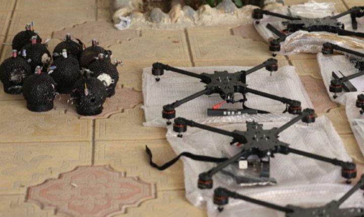 الأمن الداخلي في ريف دمشق يوقف شبكة تهريب أسلحة