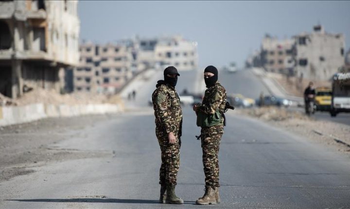 وزارة الداخلية السورية تعلن فرض حظر تجوال مؤقت في اللاذقية